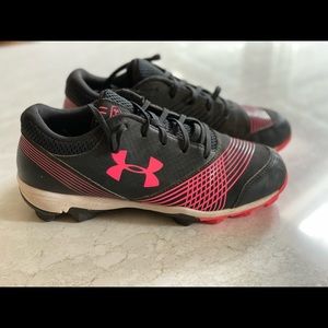 UA Girls Softball Cleats Size 3.5